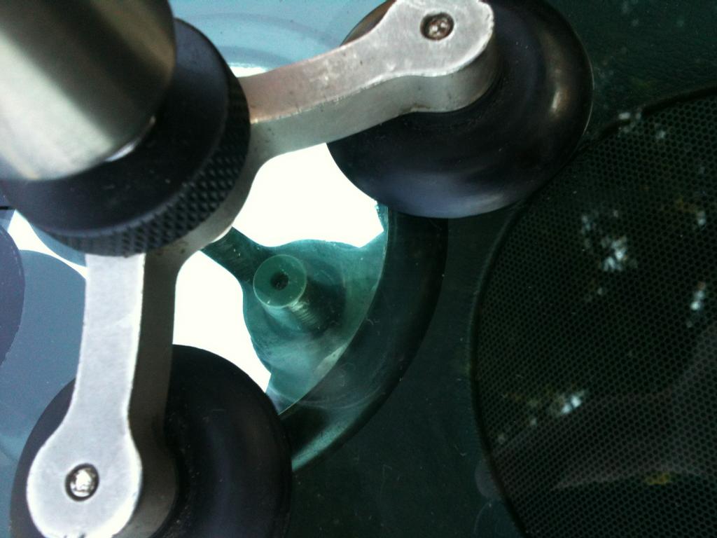 3 BMW windshield rock chip filled.JPG from Roseville Sacramento Folsom